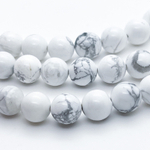 Магнезит бусины, диаметр 10,2-10,3 мм, цена за 9 шт (1/4 нити)