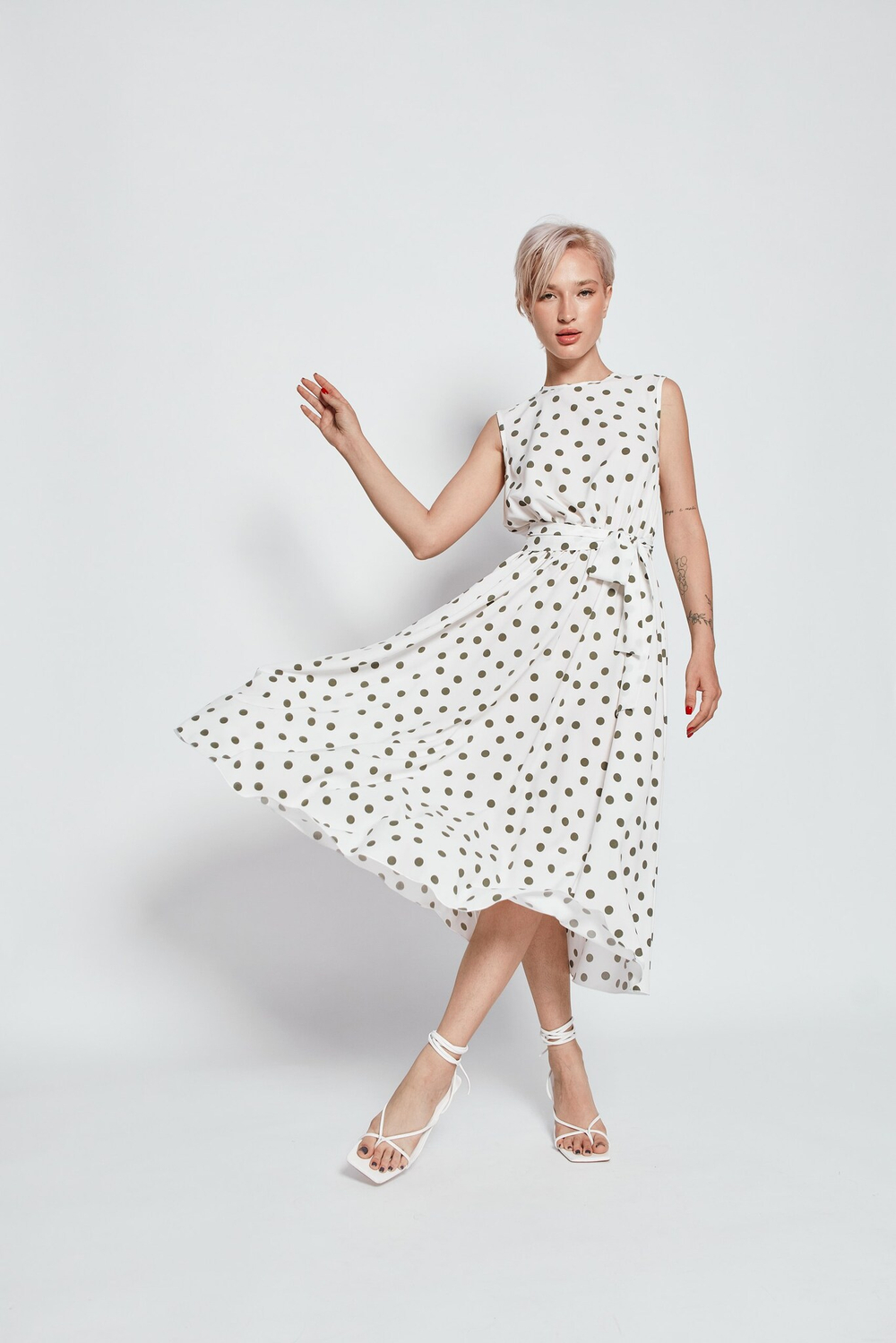 ПЛАТЬЕ КРАСОТКА БЕЛОГО ЦВЕТА