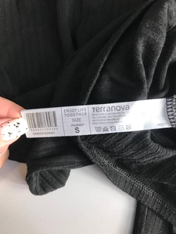 Платье Terranova практичное, маркировка S, визуально на 44 размер