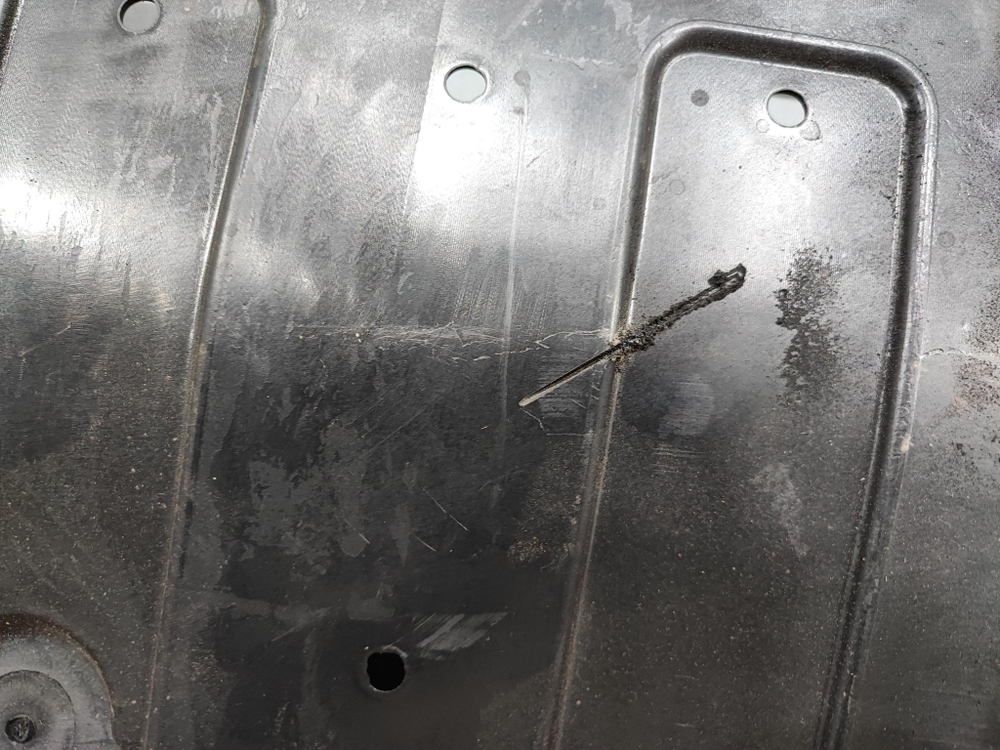 Защита (пыльник) двигателя Chery Tiggo 8 18-22 Б/У Оригинал 602001385AB