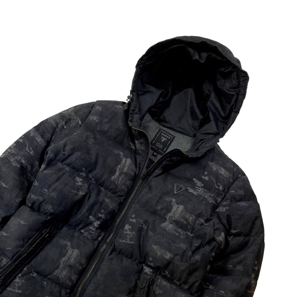 Пуховик Guess