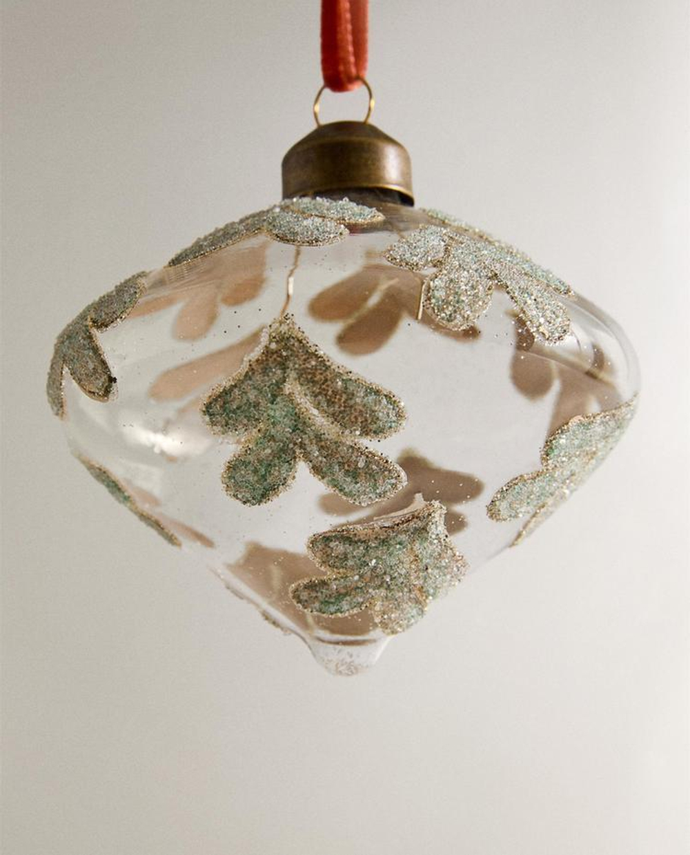 ZARA HOME БЛЕСТЯЩЕЕ ЕЛОЧНОЕ УКРАШЕНИЕ «ЮЛА», ЗЕЛЕНЫЙ