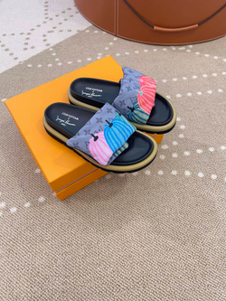 Louis Vuitton Pool Pillow Flat Comfort Mule
