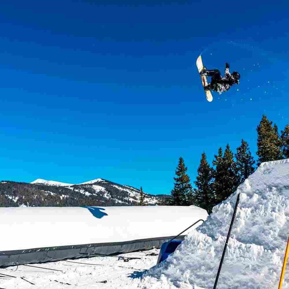 Надувная подушка-склон «SnowSlope» для слоупстайла и фристайла, 16×11×2,5 м