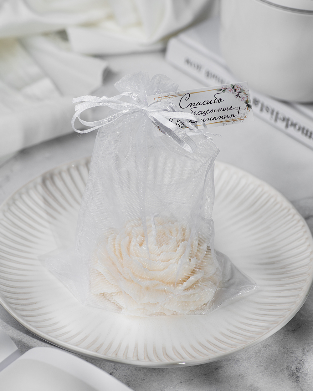 Свеча-бонбоньерка в подарок гостям