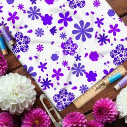 Ткань ниагара сиреневые цветы на белом фоне