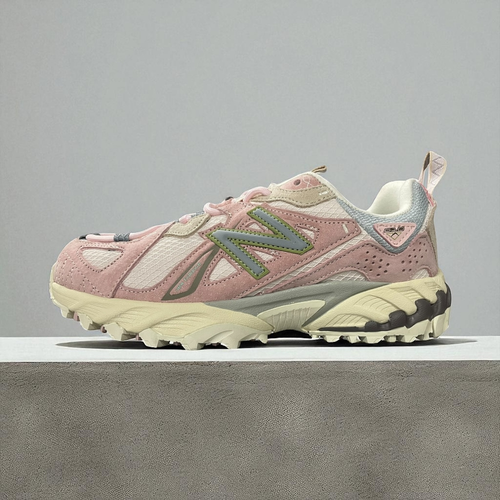 New Balance 610 • Pink