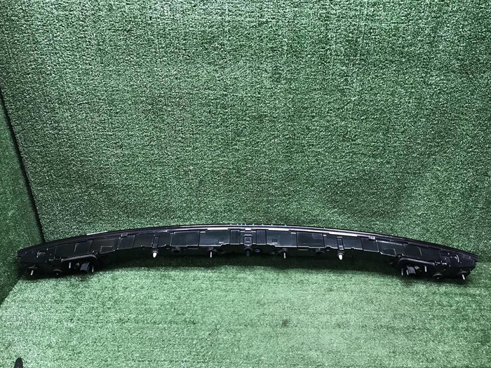 Фонарь крышки багажника Geely Monjaro (2021-н.в.)