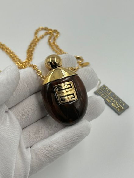 Кулон-флакон Givenchy