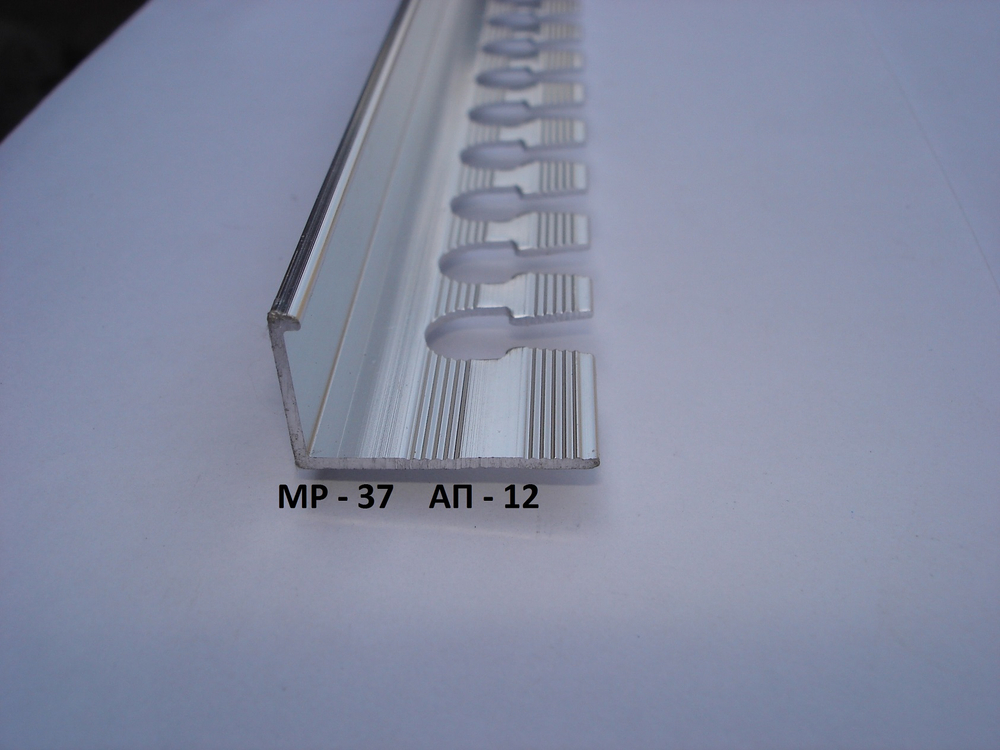 АП 12мм "DO-4" 2,7м Серебро глянец Г-об. анод. алюм.
