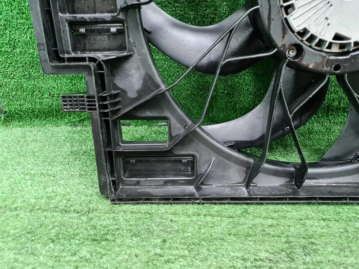 Диффузор с вентилятором Volvo XC60 2 (2017-н.в.)