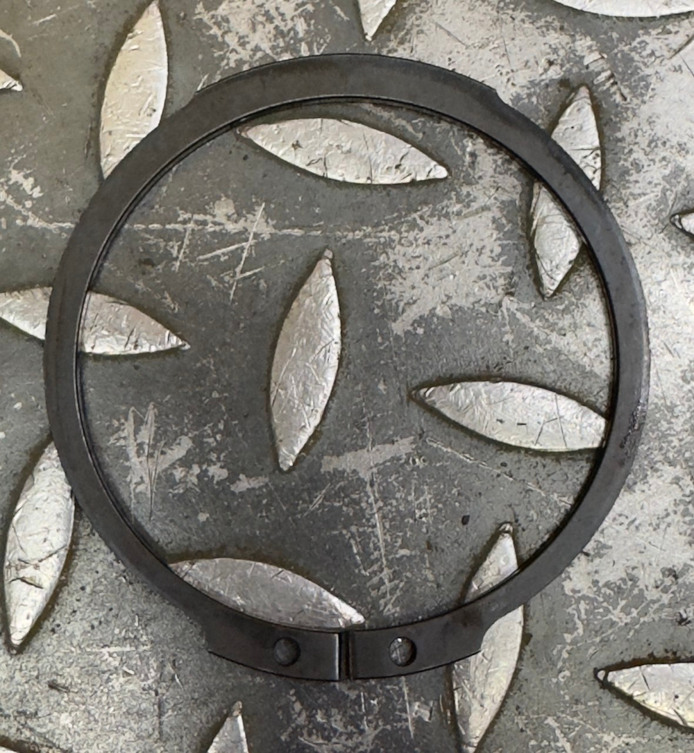 Стопорное кольцо 04064-07525