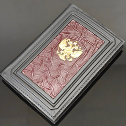 Ежедневник А5 «Герб РФ» (съемная обложка из натуральной кожи) в футляре