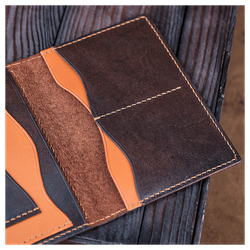 Кожаная обложка на паспорт «Сохатый»