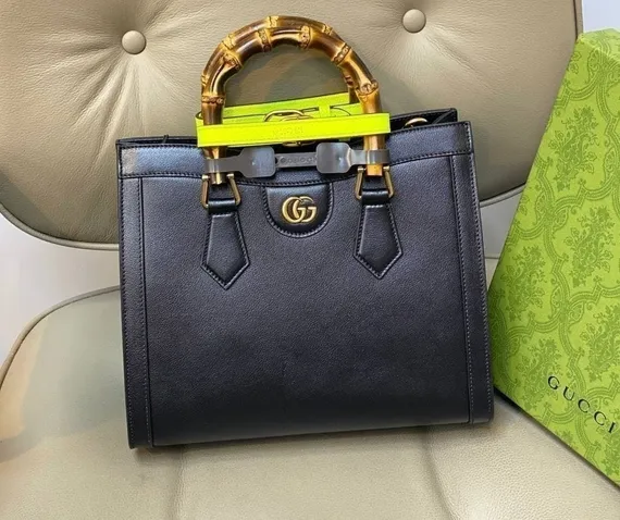 Сумка-тоут Gucci Diana размера мини черный