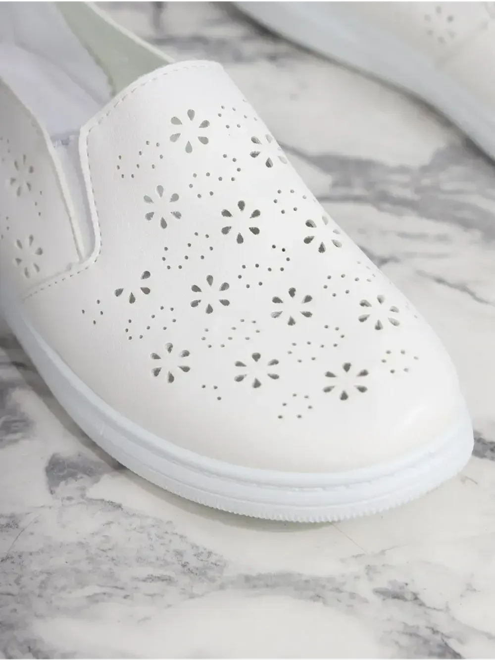 Мокасины летние с перфорацией