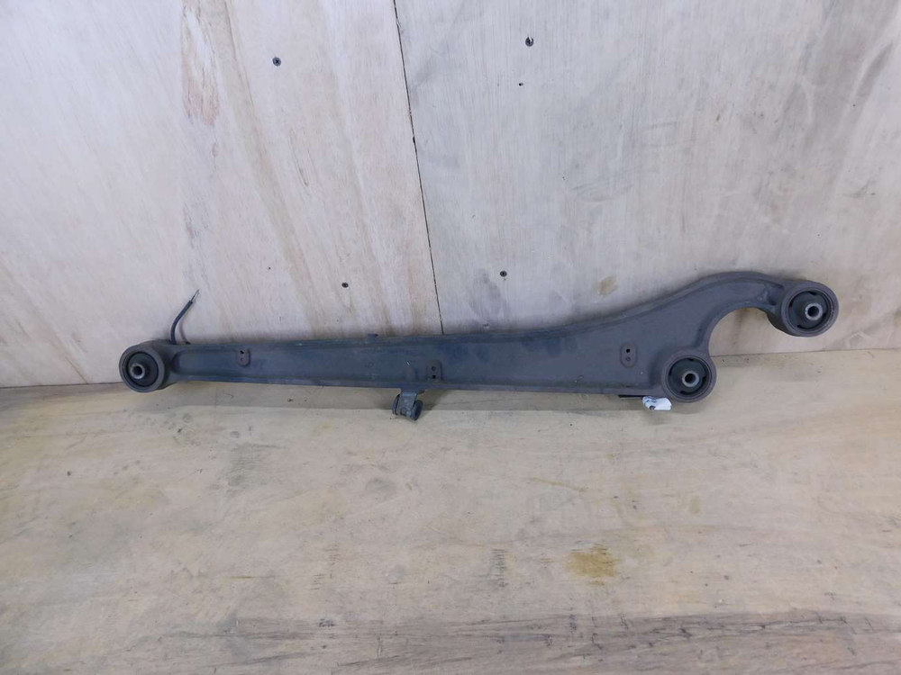 тяга подвески (задняя правая) Suzuki Jimny JB23A K6AT 2012