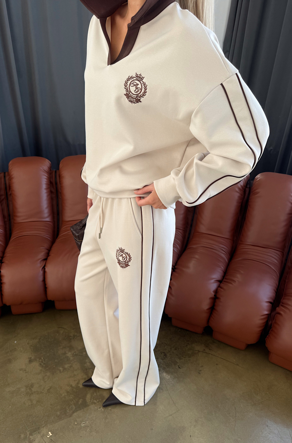 Костюм спортивный из трикотажа с поло