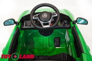 Детский электромобиль Toyland Mercedes-Benz GTR Зеленый