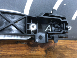 Кронштейн ручки передней правой Haval Jolion 21-нв Б/У Оригинал 6105521XST01A