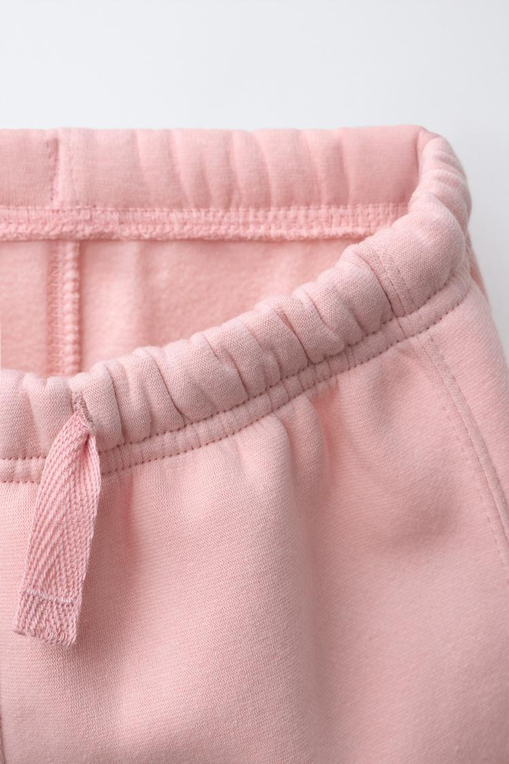 ZARA КОМПЛЕКТ ИЗ ТОЛСТОВКИ И ДЖОГГЕРОВ С ВЫШИВКОЙ, РОЗОВЫЙ