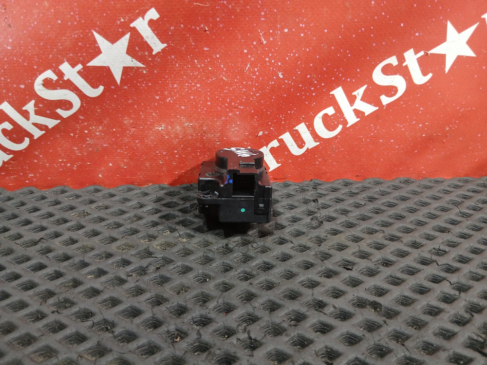 Моторчик заслонки отопителя