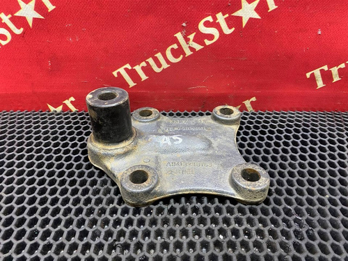 Кронштейн переднего стабилизатора