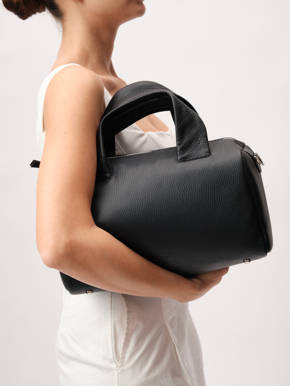 Кожаная сумка DBR 31378 черный