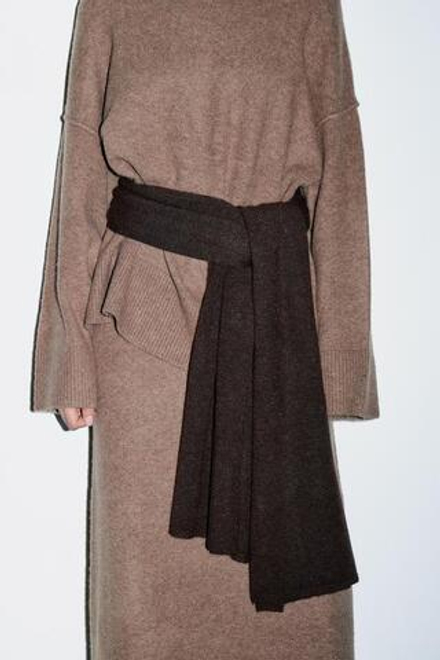 ZARA ШАРФ ИЗ ТОНКОГО ТРИКОТАЖА, ШОКОЛАДНЫЙ