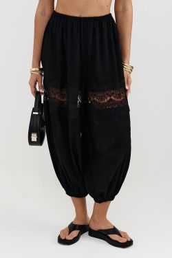 Брюки алладины из жатого хлопка черного цвета с кружевом