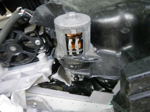 Битая Фара левая Toyota Land Cruiser 200 (2015-2021) LED