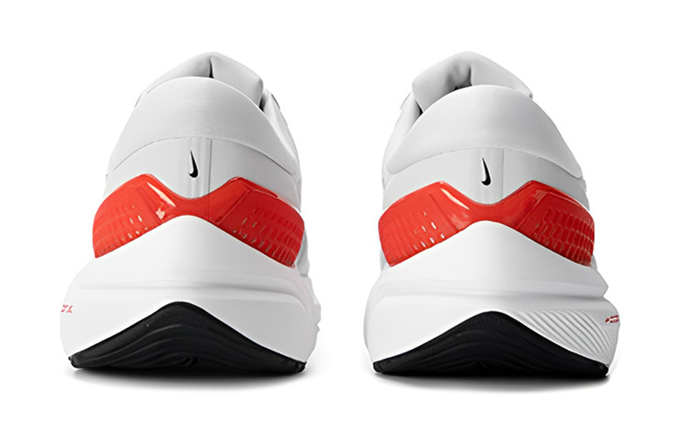 Кроссовки Nike Air Zoom Vomero 16