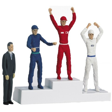 Подиум победителей с фигурками Carrera 21121 21121