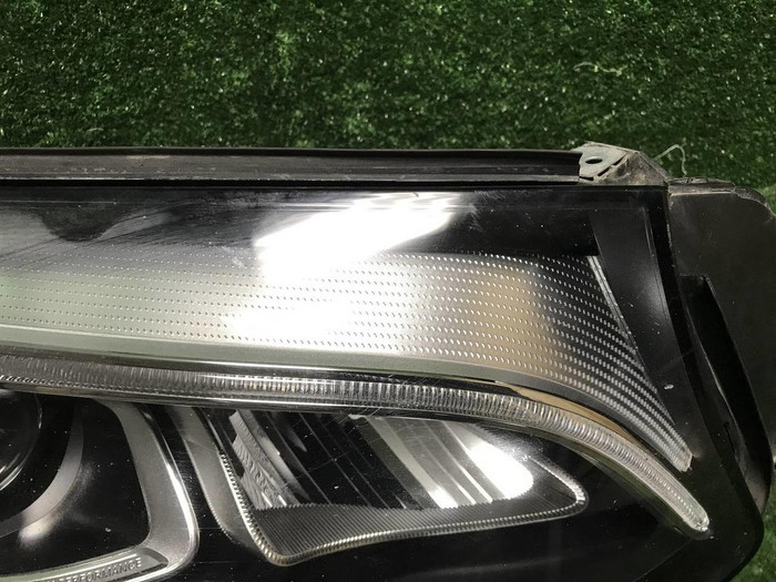 Фара правая Mercedes GLC X253 (2015-2019) LED