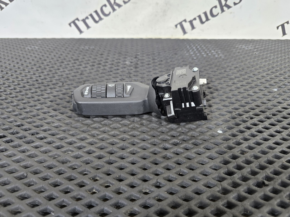 Переключатель подрулевой левый 2023г