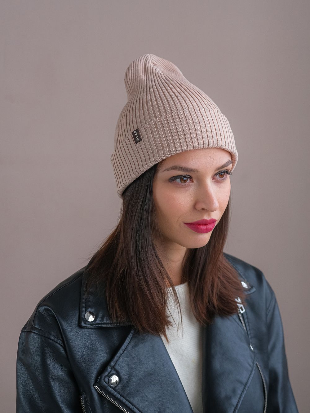 Шапка вязаная весенняя/осенняя МУЛА(Сандал)