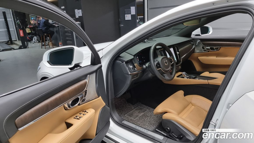 Volvo S90 B5 Ultimate Bright (11.2022)