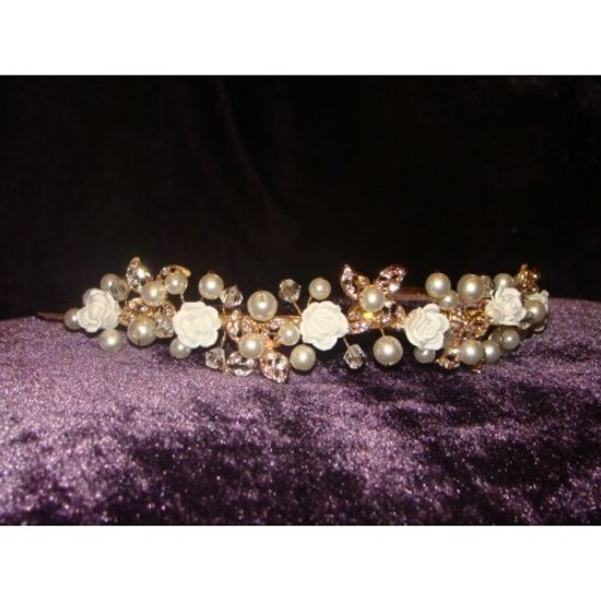 Диадема стразы,цветочки,горный хрусталь, жемчуг Высота: 3см Цвет: золото "Летто" (Итальянский дизайн) №1033.611