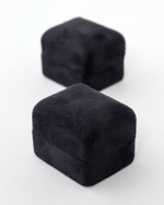 Коралловая шкатулка под ювелирное кольцо.