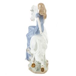 GAEM Фигурка декоративная "Девушка", L29 W10 H8,5 см