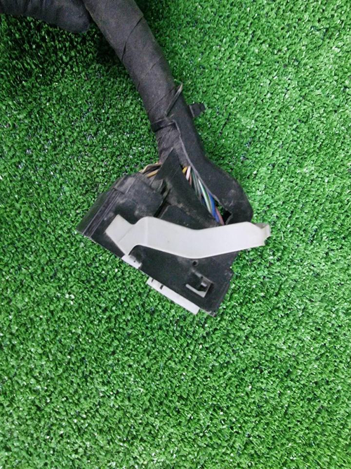 Проводка моторного отсека Geely Monjaro (21-нв)