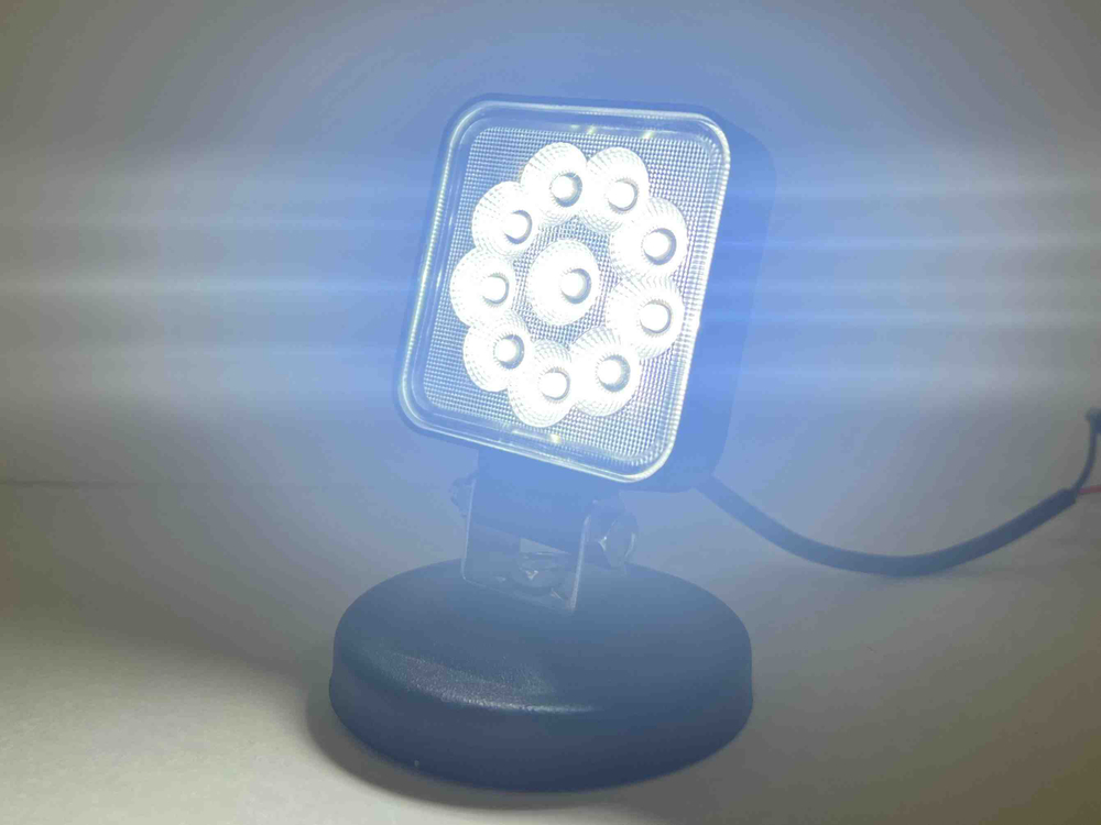 Фара светодиодная дополнительная, квадратная, направленный свет, 10 диодов, 30 Вт, TG (за 1 шт.)