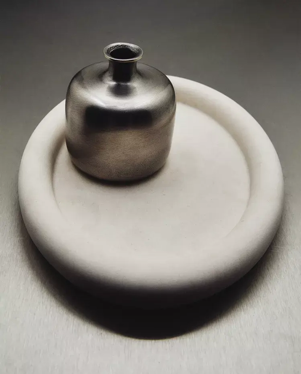 ZARA HOME МАЛЕНЬКАЯ СТАЛЬНАЯ ВАЗА, СТАЛЬНОЙ