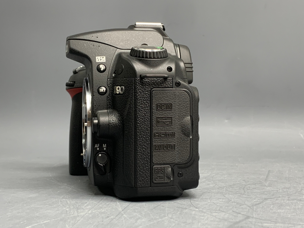 Nikon D90 Body 526 кадров