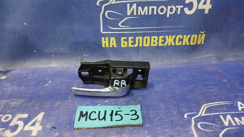 Ручка двери задней правой салонная TOYOTA HARRIER 2000