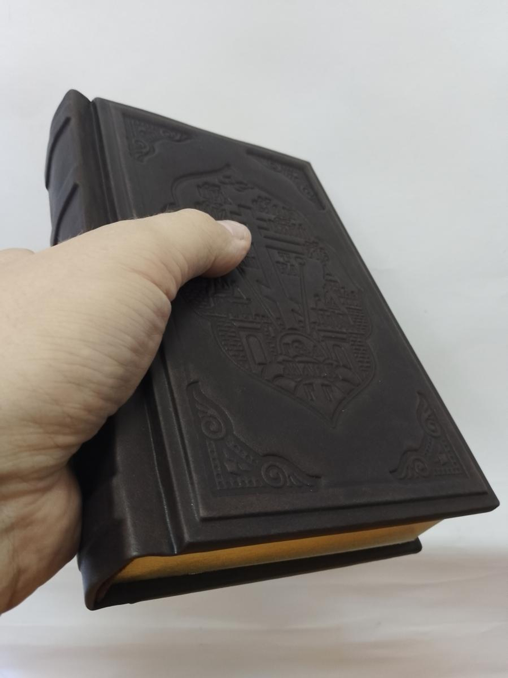 "Святое Евангелие" Подарочное издание