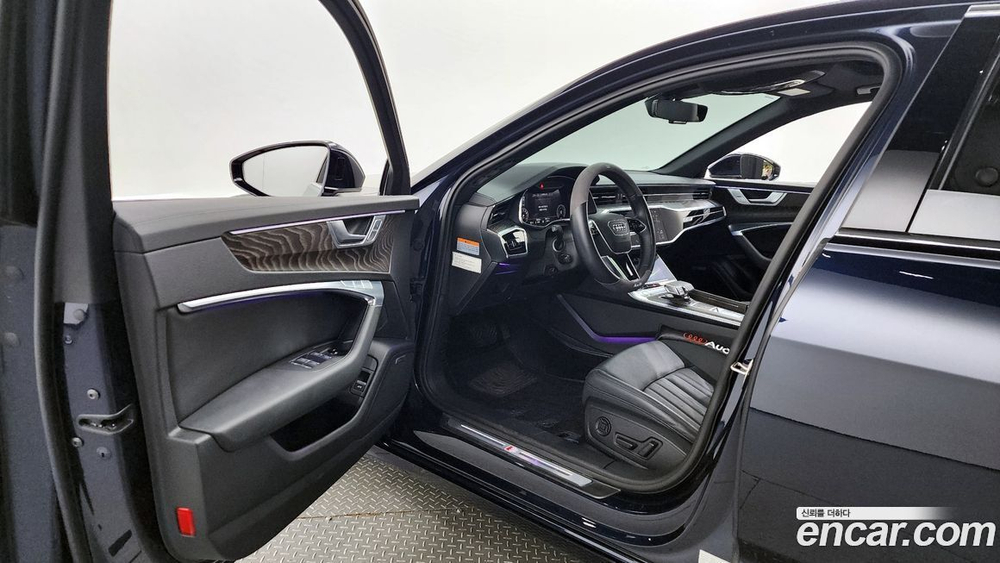 Audi A6 (C8) 45 TFSI Premium (11.2020)