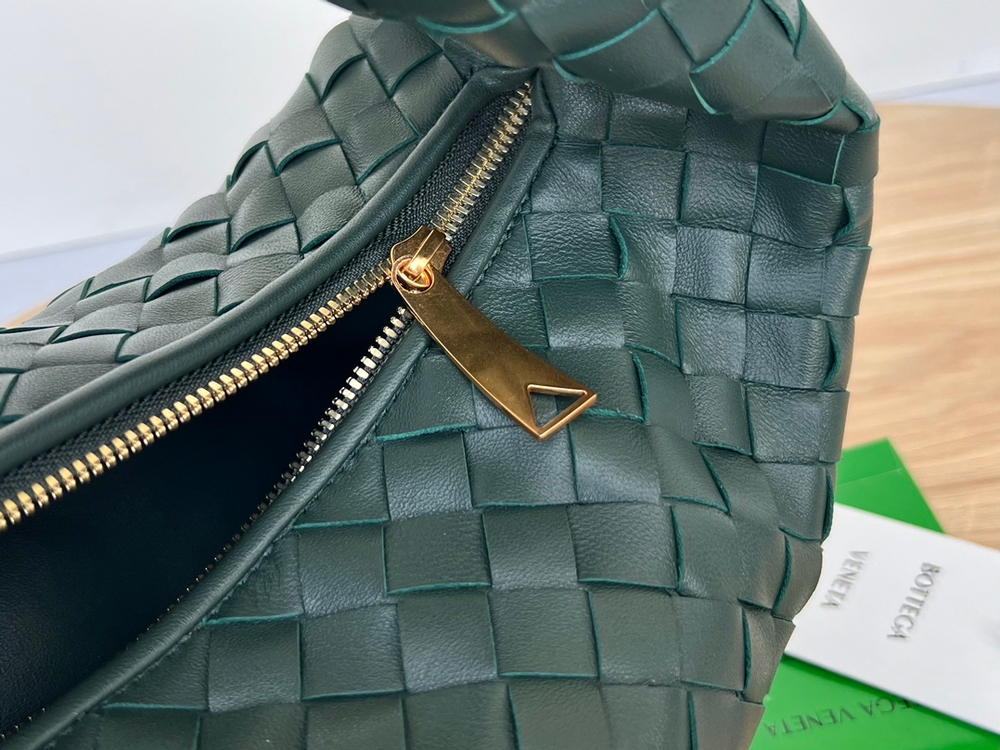 Bottega Veneta Teen Jodie 36 cm