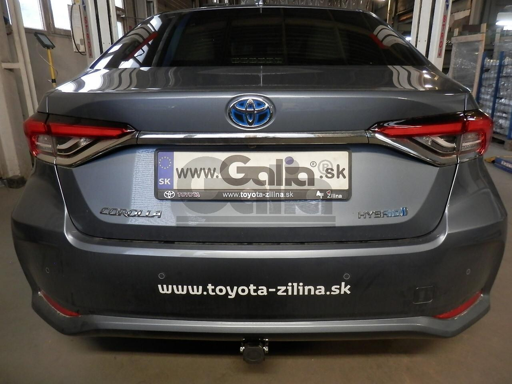 Фаркоп оцинкованный Galia T074C для TOYOTA Corolla, 4doors, 2019-(паспорт и сертификат в комплекте)(без электрики)