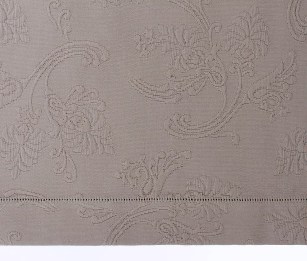 Элитная наволочка декоративная Country с мережкой какао от Luxberry фрагмент